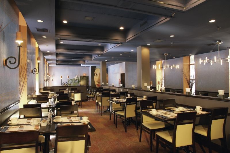 Doubletree By Hilton Ottawa Downtown Hotell Restaurant bilde