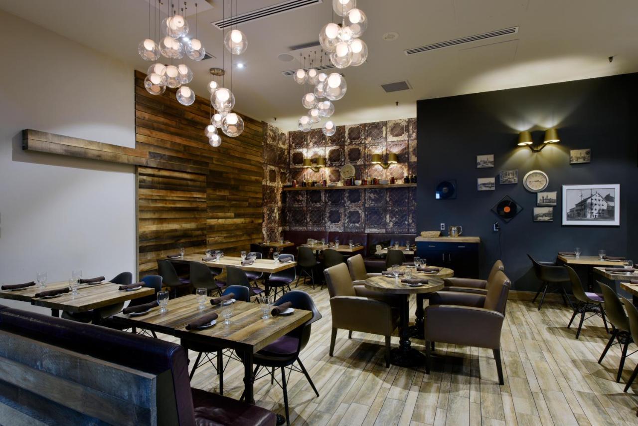 Doubletree By Hilton Ottawa Downtown Hotell Eksteriør bilde